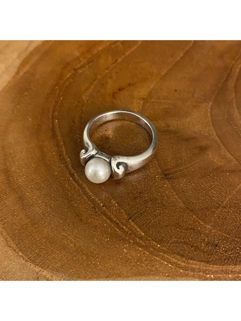 RETIRED James Avery Pearl Scroll Ring, Size 6, Sterling Silver